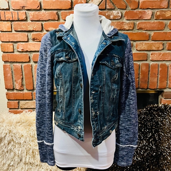 FREE PEOPLE Distressed Sweater Jean Jacket - Picture 3 of 11
